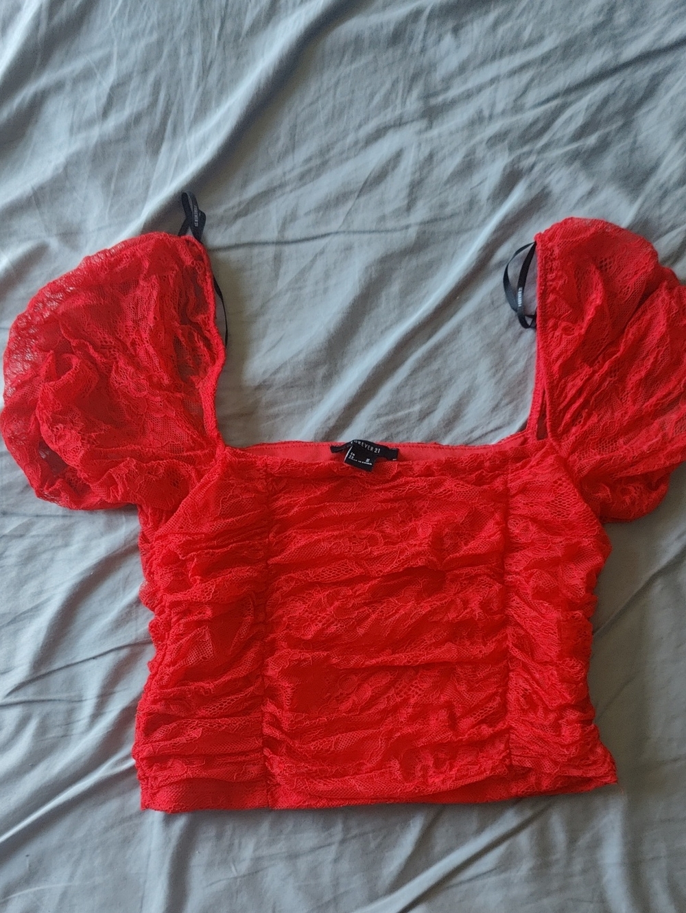 Forever 21 Red Lace Puff-Sleeve Ruched Crop Top